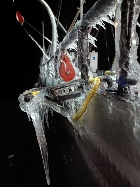 photo_2025-10-28_22-02-33